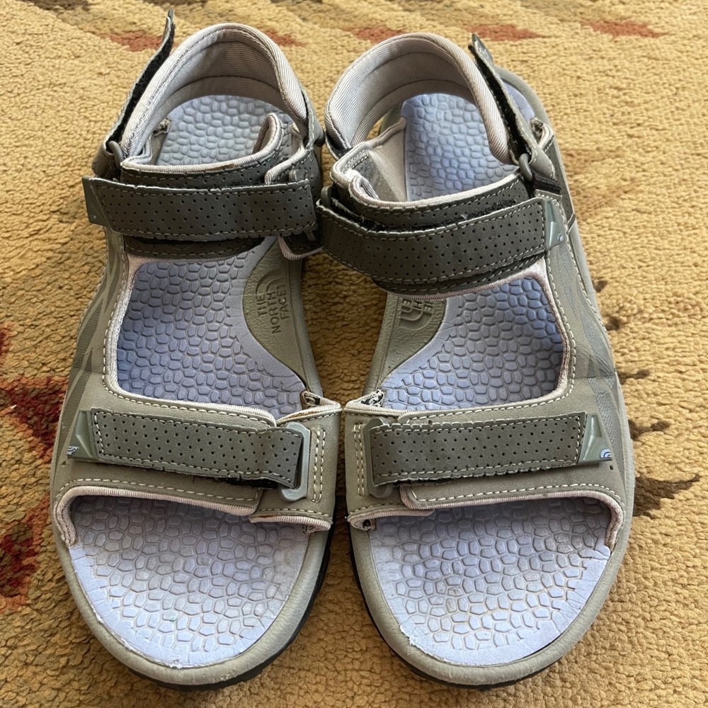 The North Face Hedgehog Sandals Womens 9 Grey Granola Hiking Outdoor Gorpcore